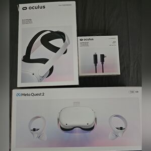 Quest 2 Empty Box, Elite Strap Empty Box and Link Cable Empty Box.